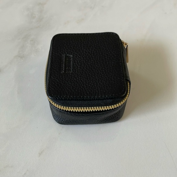 Aimee Kestenberg Leather Travel Organizer - Picture 2 of 7